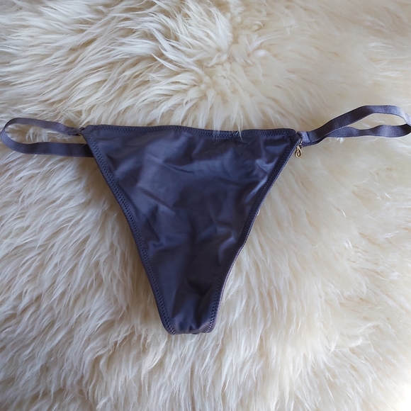 NWT Victoria's Secret G-string panties (5 panties) - Picture 3 of 7